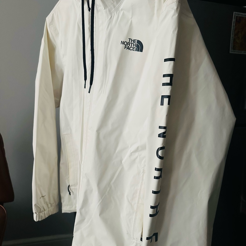 The North Face Men's White Windbreaker